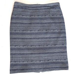 Ann Taylor textured cotton pencil skirt size 8